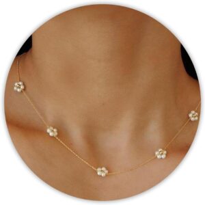 SmileBelle Pearl Necklaces for Women, Daisy Pearl Choker as ...